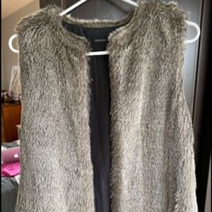 Aritzia Vest